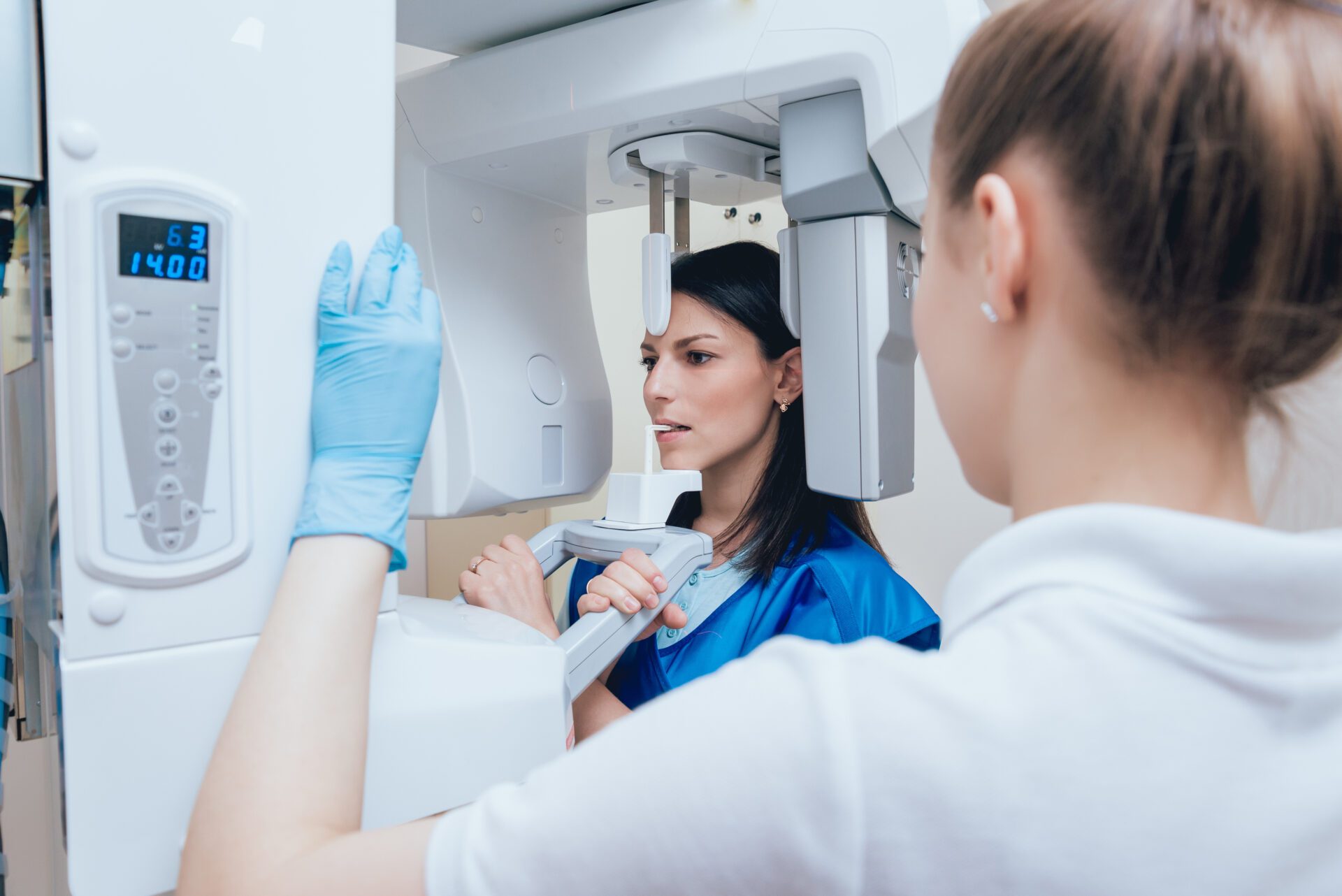 dentist in Apollo Beach